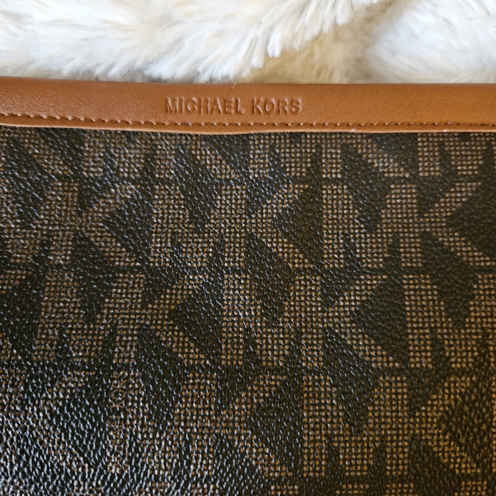Michael Kors Belt Bag - XS/S - Picture 2 of 8